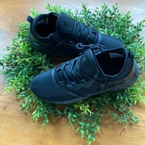 Fabletics Cambia Performance Black Sneaker 8.5